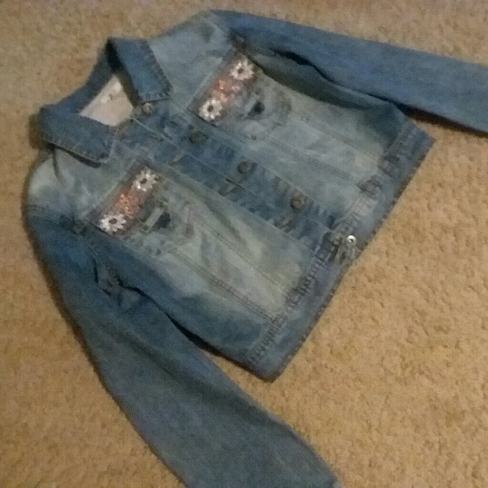 Cache crop jacket.